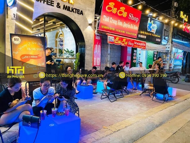 Bàn led phát sáng đẹp cho quán cafe giá rẻ