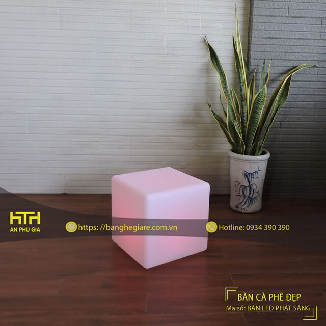 Bàn led phát sáng giá rẻ