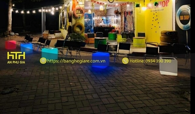 Bàn led phát sáng đẹp bền