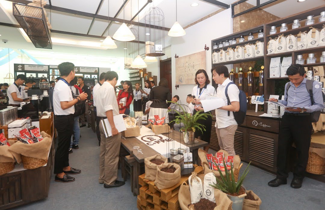 hùn vốn mở quán cafe