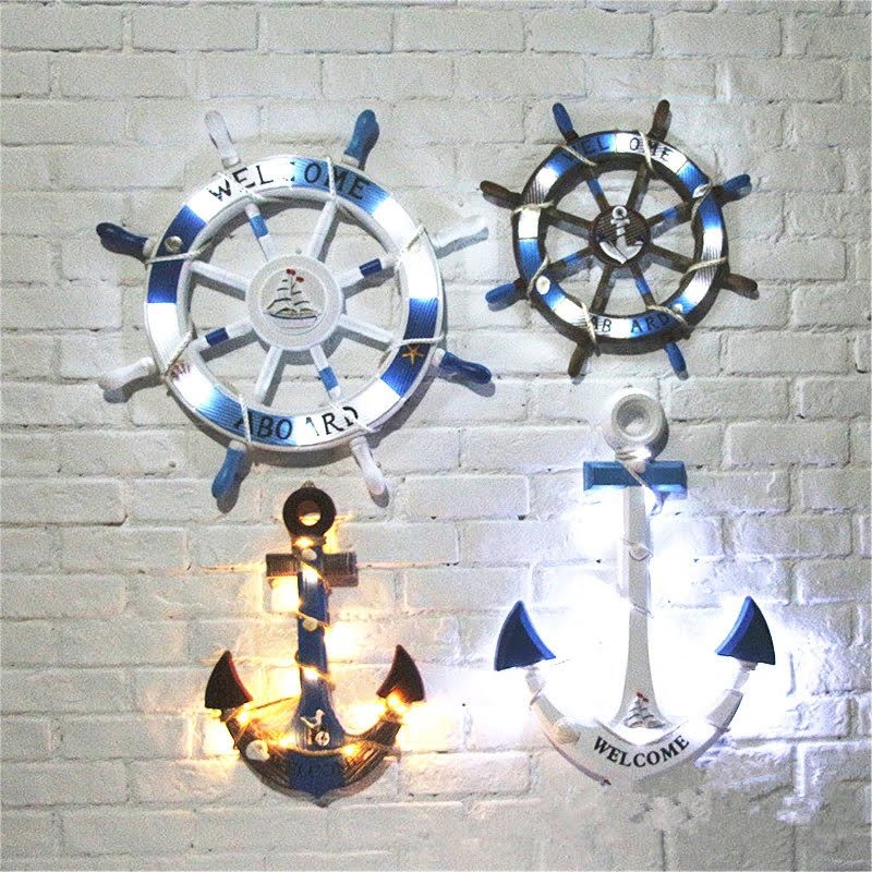 den trang tri quan cafe gia re