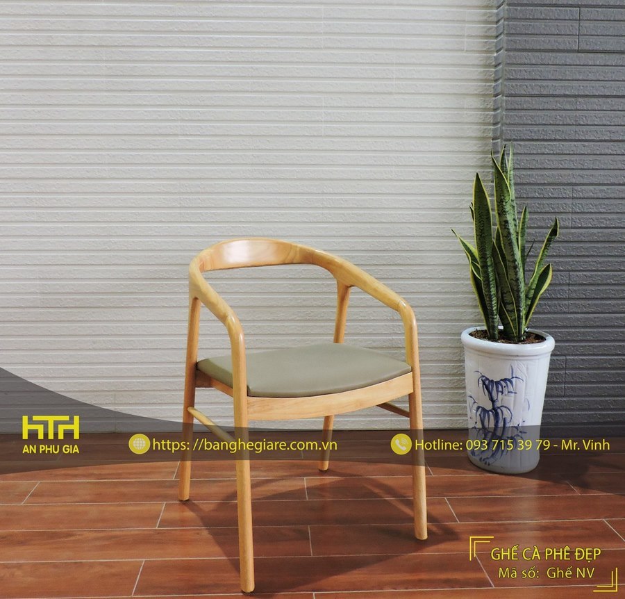 Ghế gỗ cafe kiểu dáng đơn giản