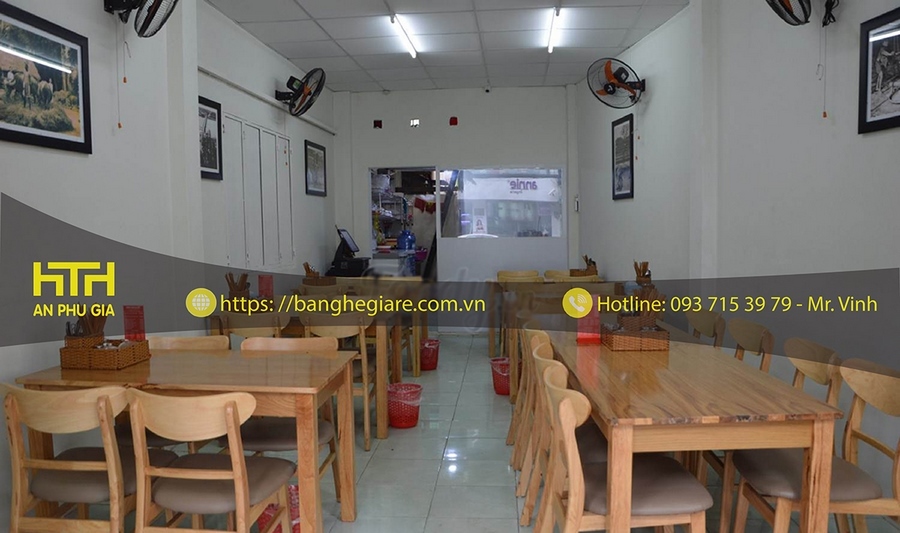 Bộ bàn ghế gỗ cho quán ăn