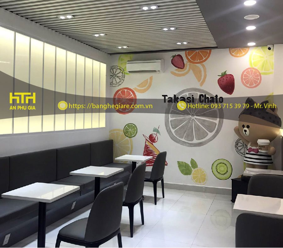 Bàn ghế quán cafe bằng gỗ