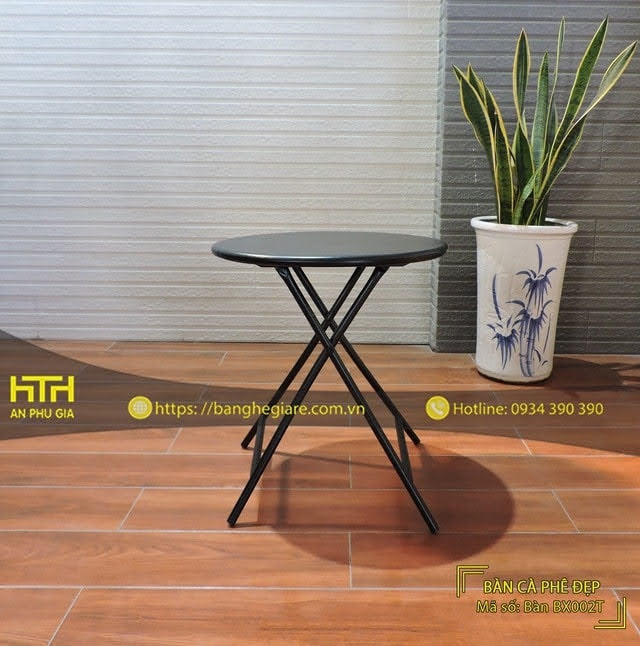 mẫu bàn ghế xếp chân sắt