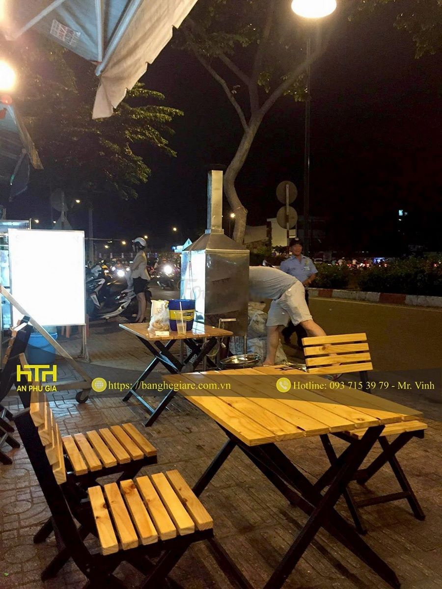bàn ghế xếp giúp tiết kiệm diện tích
