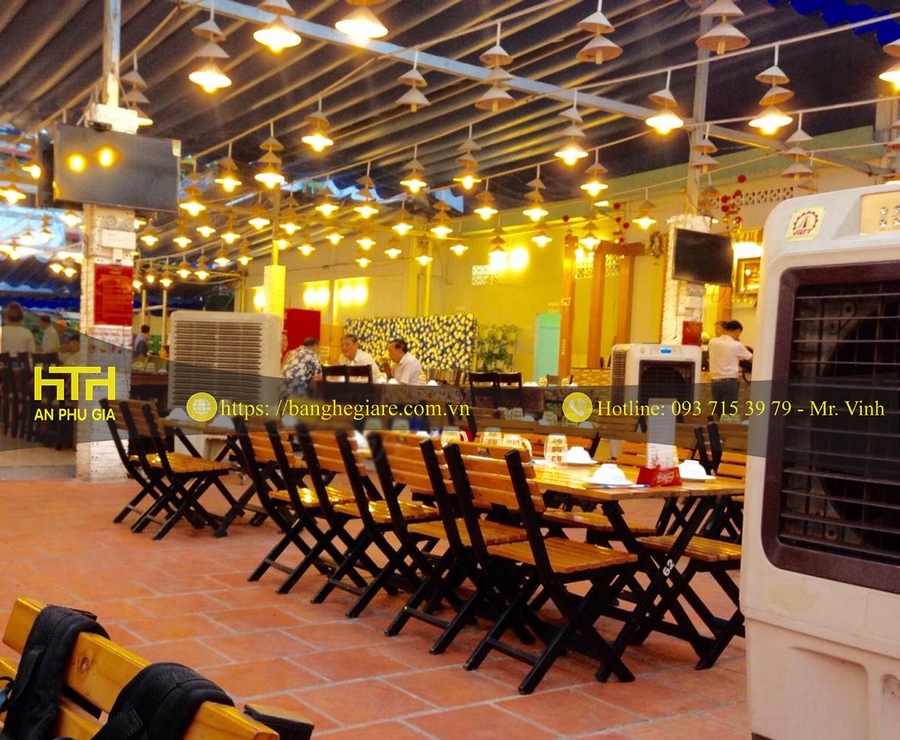 ghế xếp nhà hàng đơn giản