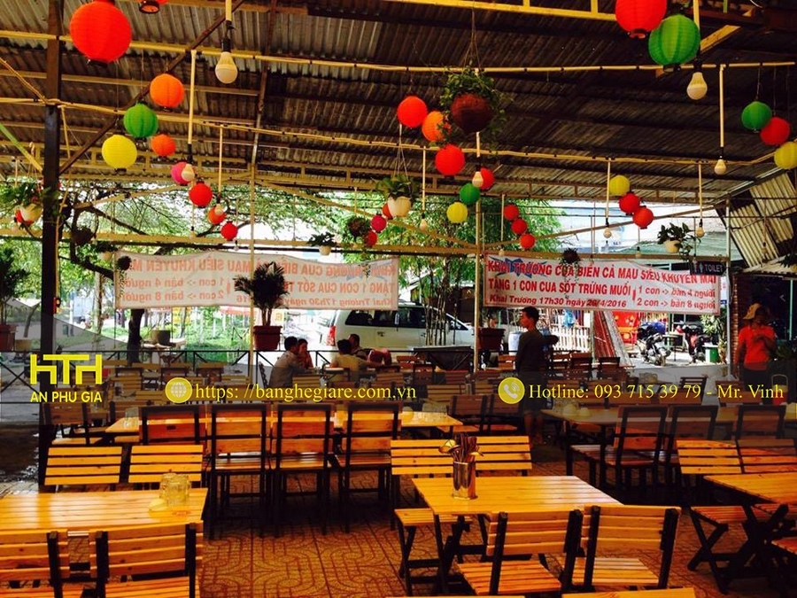 bàn xếp gỗ chân sắt hiện đại