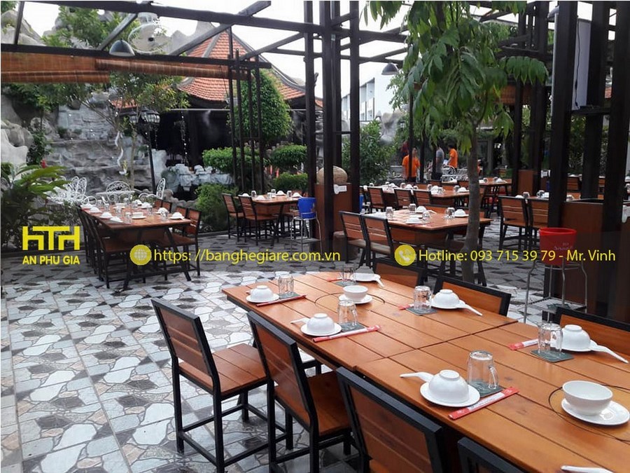 bàn ghế nhà hàng ăn uống gọn nhẹ