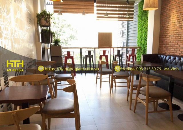 mẫu bàn gỗ trà sữa sang trọng