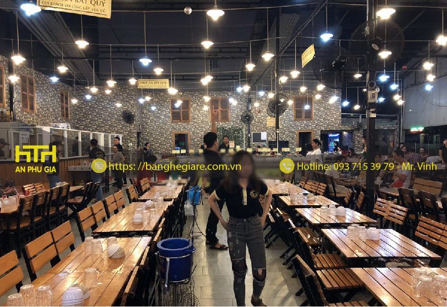 Mẫu bàn gỗ quán nhậu chất lượng