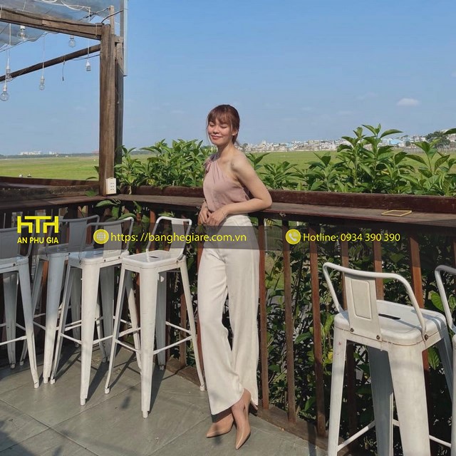 Bàn ghế cafe ấn tượng, giá rẻ