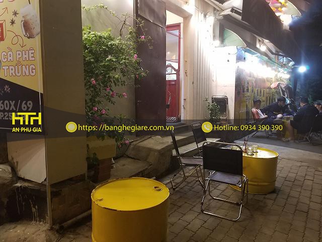 Bàn ghế cafe thiết kế đơn giản