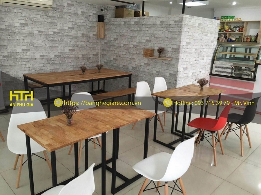 bàn ghế cafe quận 7 hiện đại
