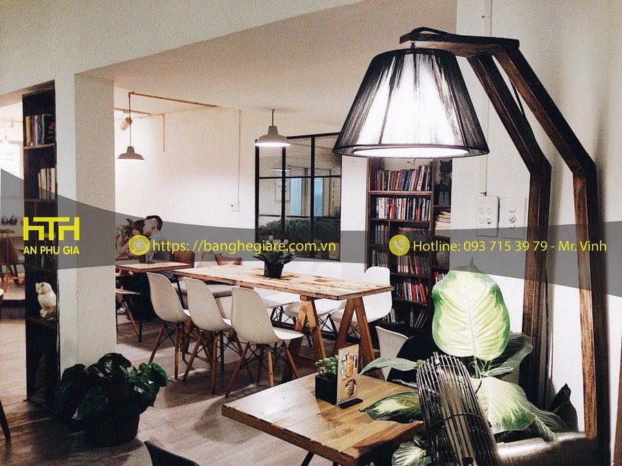 bàn ghế cafe quận 3 hcm đơn giản