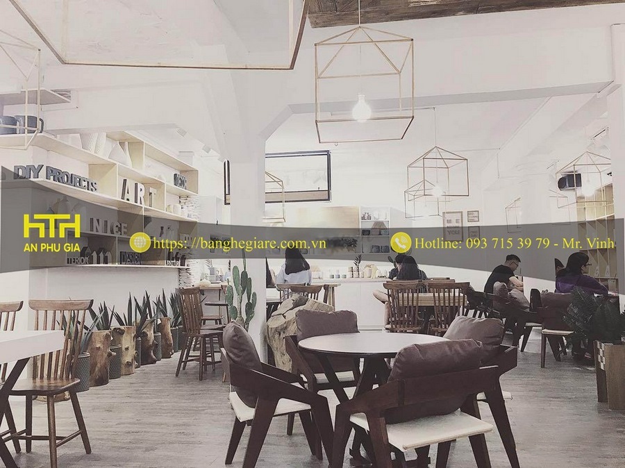 bàn ghế cafe quận 3 hcm nhã nhặn