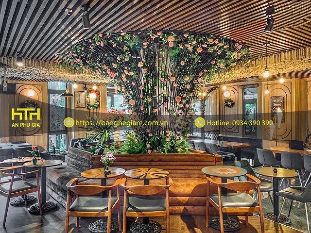 bàn ghế gỗ cafe phong cách mới