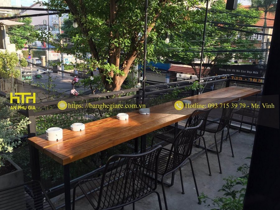 ghế cafe cfh đẹp mộc mạc