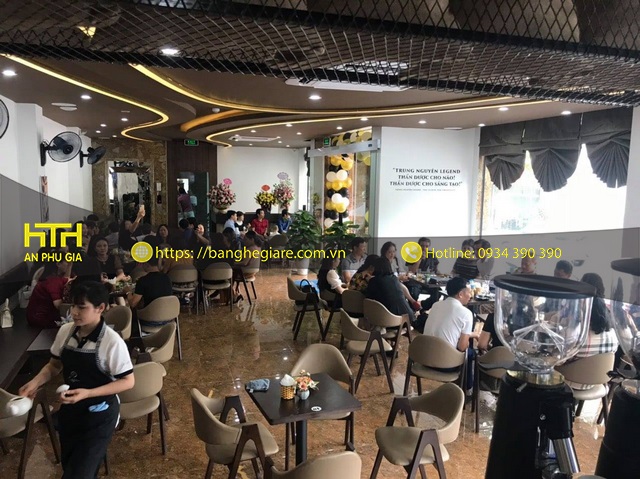 Ghế gỗ cafe CFA phong cách mới