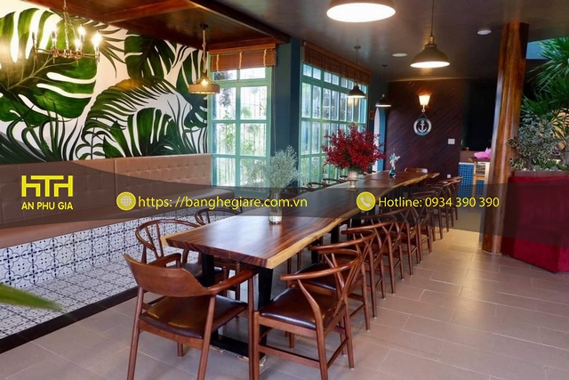 Ghế đôn cafe Wishbone sang trọng