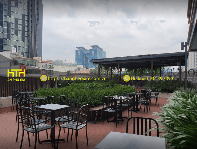 Tạo ấn tượng khó phai chỉ với ghế cafe sân vườn HL rẻ đẹp
