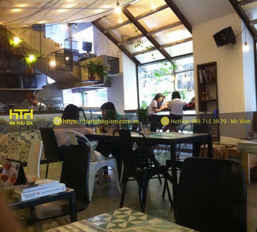ghế cafe tolix A giá rẻ gần gũi