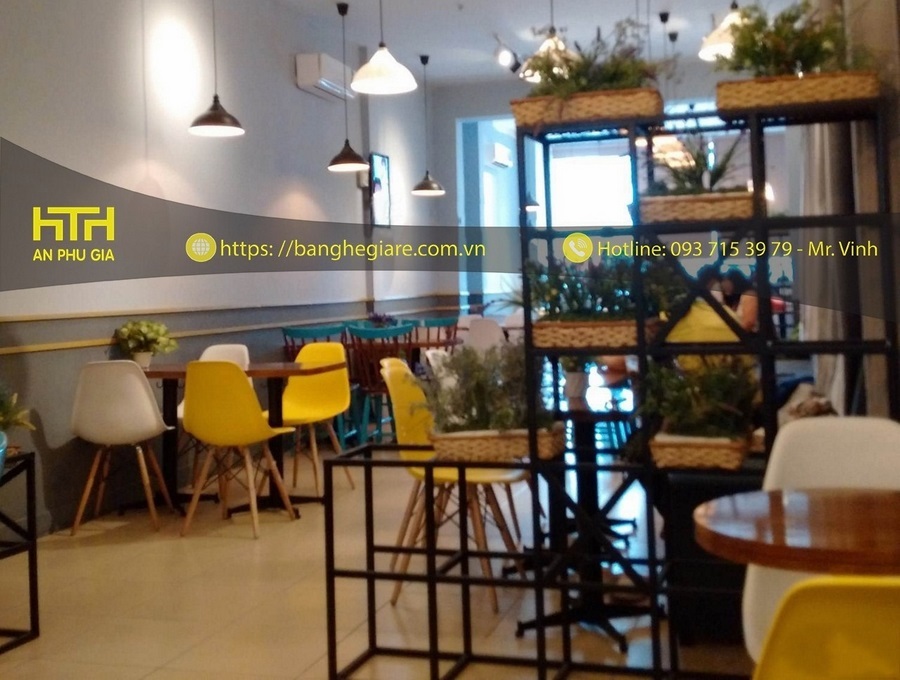 ghế gỗ Eames giá rẻ tinh tế