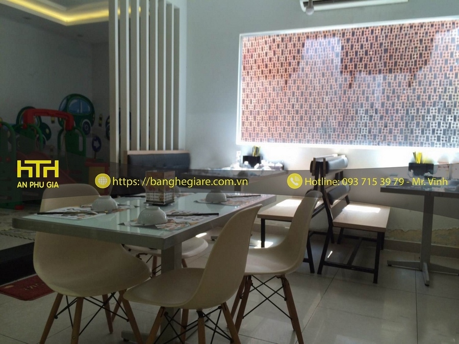 ghế gỗ cafe Eames đẹp cổ điển
