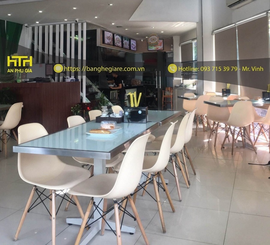 ghế gỗ cafe Eames đẹp đẳng cấp