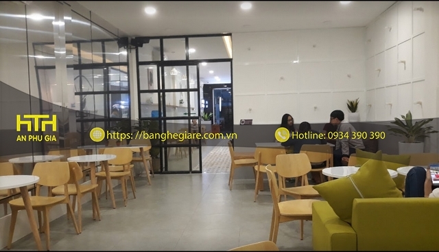 Ghế gỗ cafe CF007 thời thượng