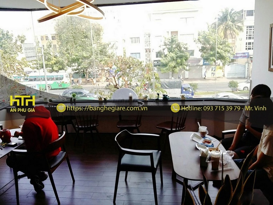 ghế gỗ cafe hiro đẹp hiện đại