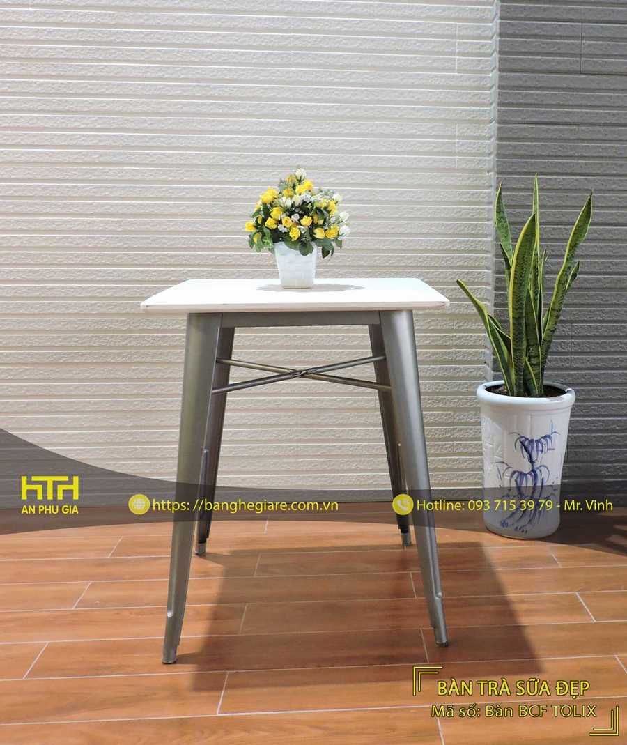 Bàn trà sữa Tolix hiện đại
