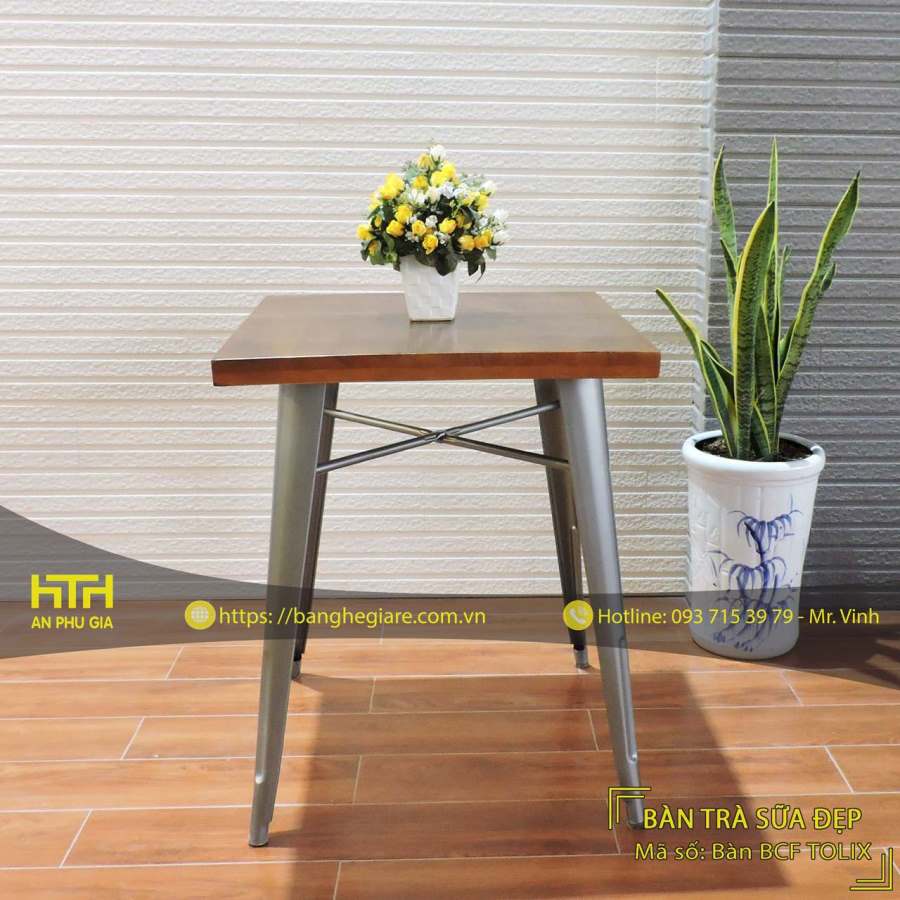 Bàn trà sữa Tolix ấn tượng