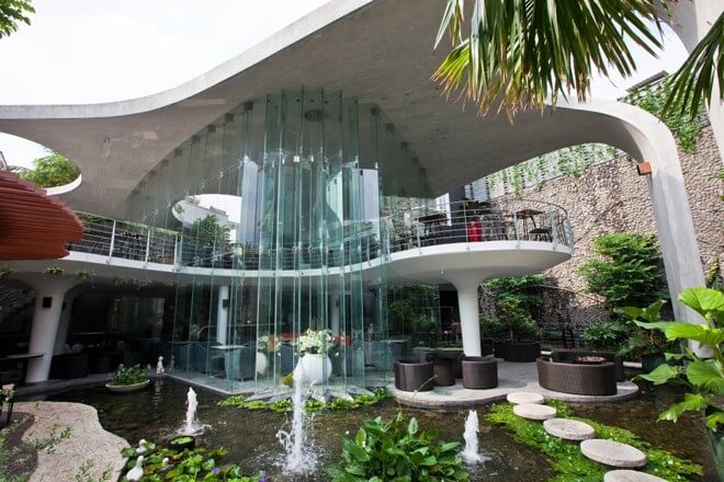 Thiết kế cafe sân vườn hiện đại