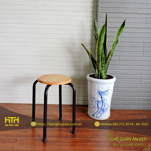 Mẫu ghế đôn có thiết kế đơn giản nhưng vẫn vô cùng sang trọng
