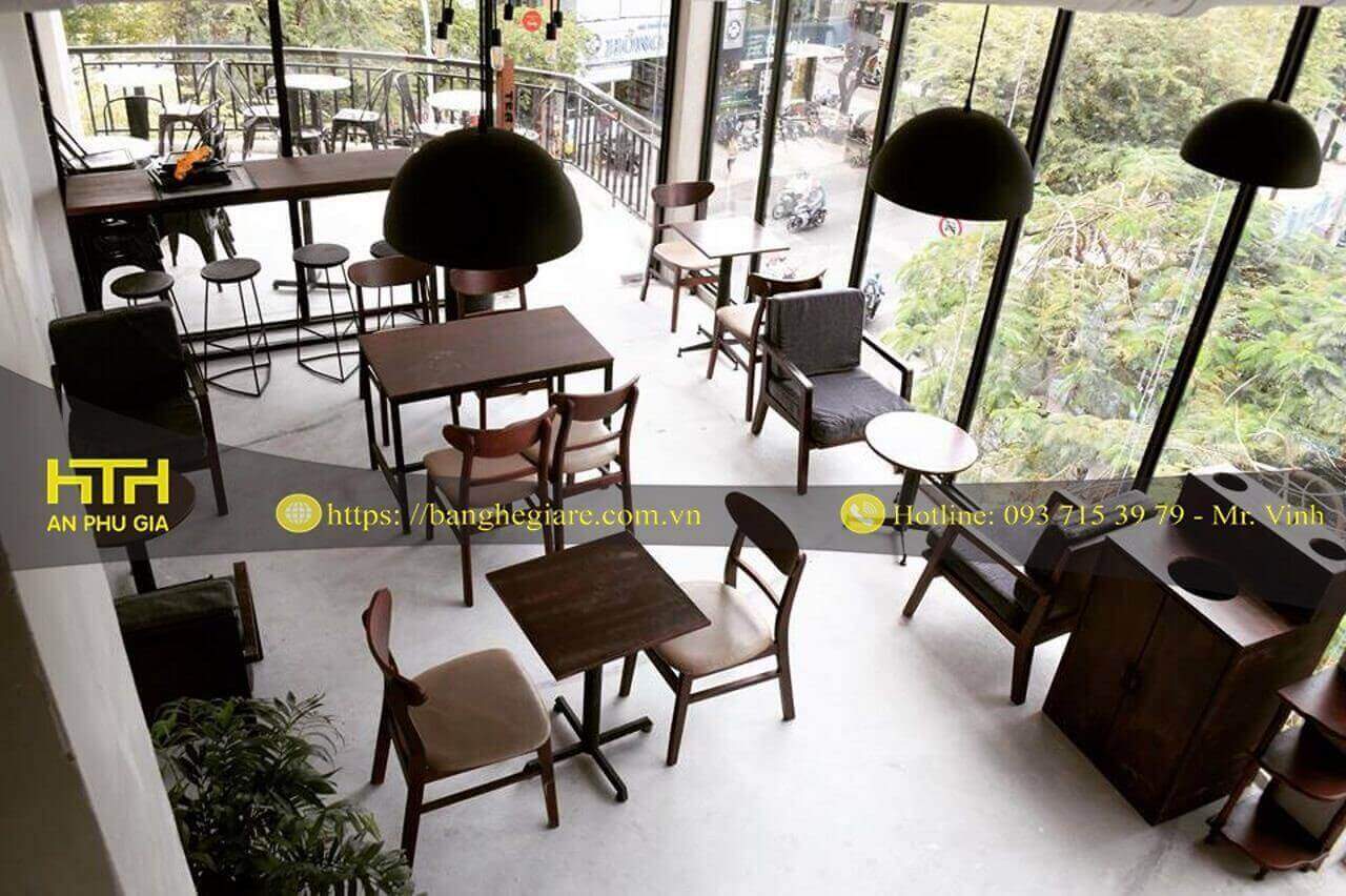 bàn ghế quán cà phê