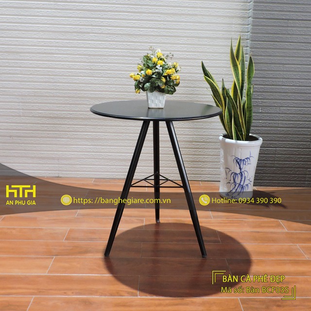 Bàn sắt cafe BCF03S hiện đại