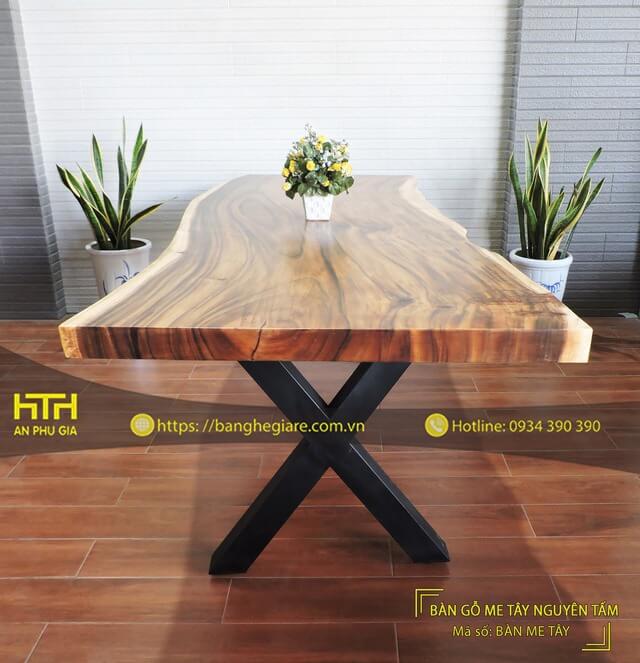 Bàn cafe gỗ me tây sang trọng