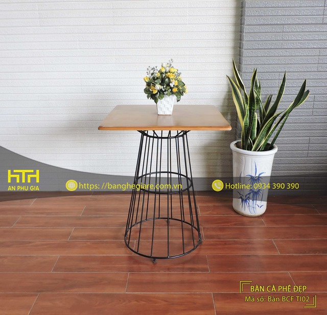 Bàn sắt cafe BCF TI02 rẻ đẹp bền