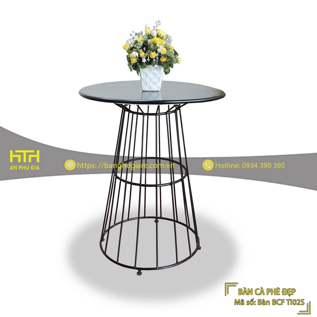 Bàn sắt cafe BCF TI03S kiểu dáng đẹp