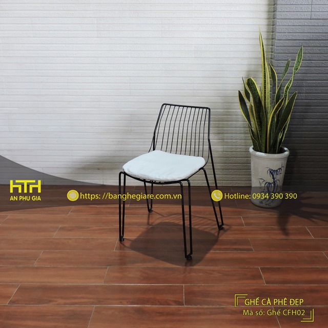 Ghế sắt cafe CFH02 thanh lịch