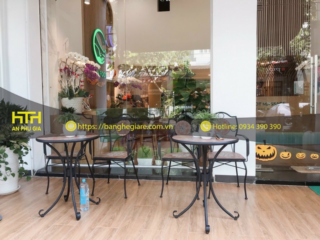 Ghế sắt cafe SVGT ấn tượng