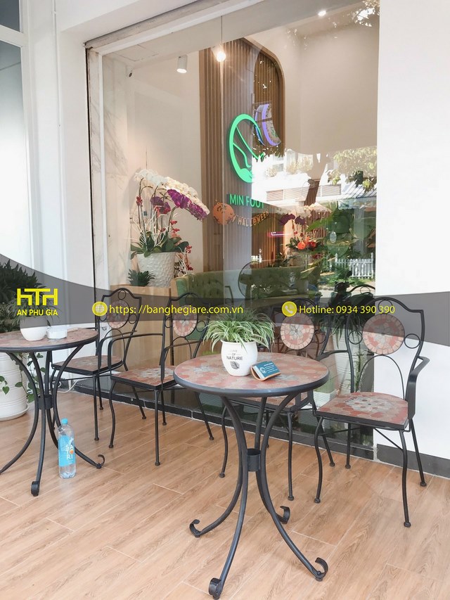 Ghế sắt cafe SVGT kiểu dáng hiện đại