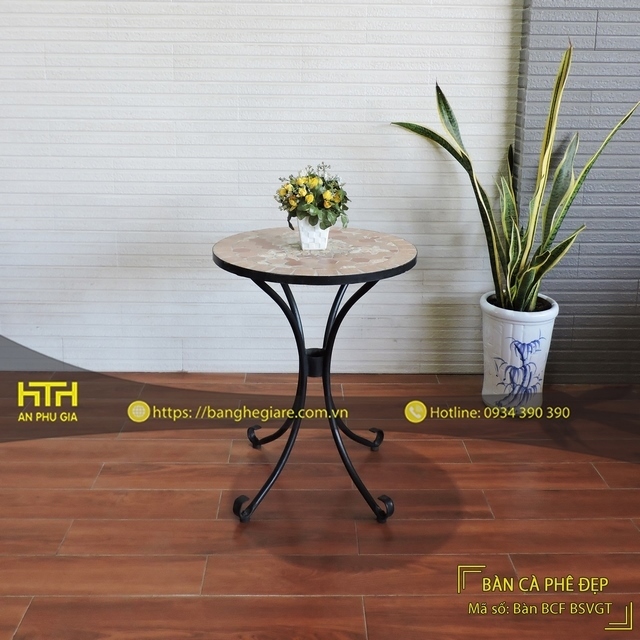 Bộ bàn ghế sắt cafe sân vườn SVGT tinh tế