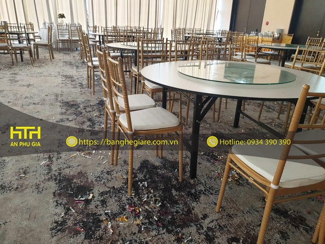 Bộ bàn ghế nhà hàng Tiffany rẻ đẹp