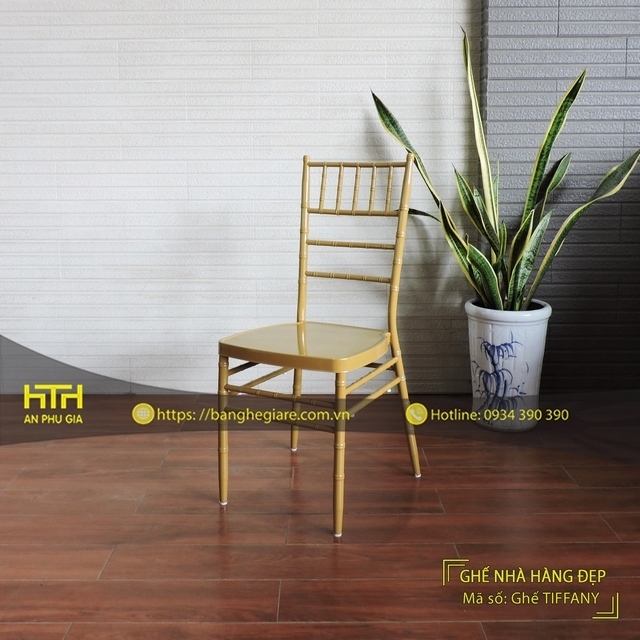 Bộ bàn ghế nhà hàng Tiffany đẹp