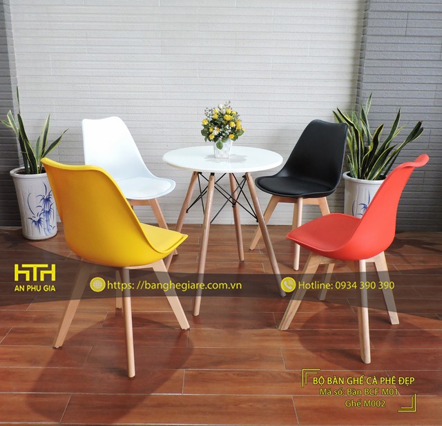 Bộ bàn ghế cafe M002 độ bền cao